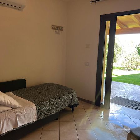 קסטליונה דלה פסקאיה Agriturismo Il Giardino Degli Olivi Appartamenti מראה חיצוני תמונה
