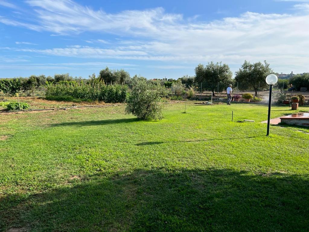 קסטליונה דלה פסקאיה Agriturismo Il Giardino Degli Olivi Appartamenti מראה חיצוני תמונה