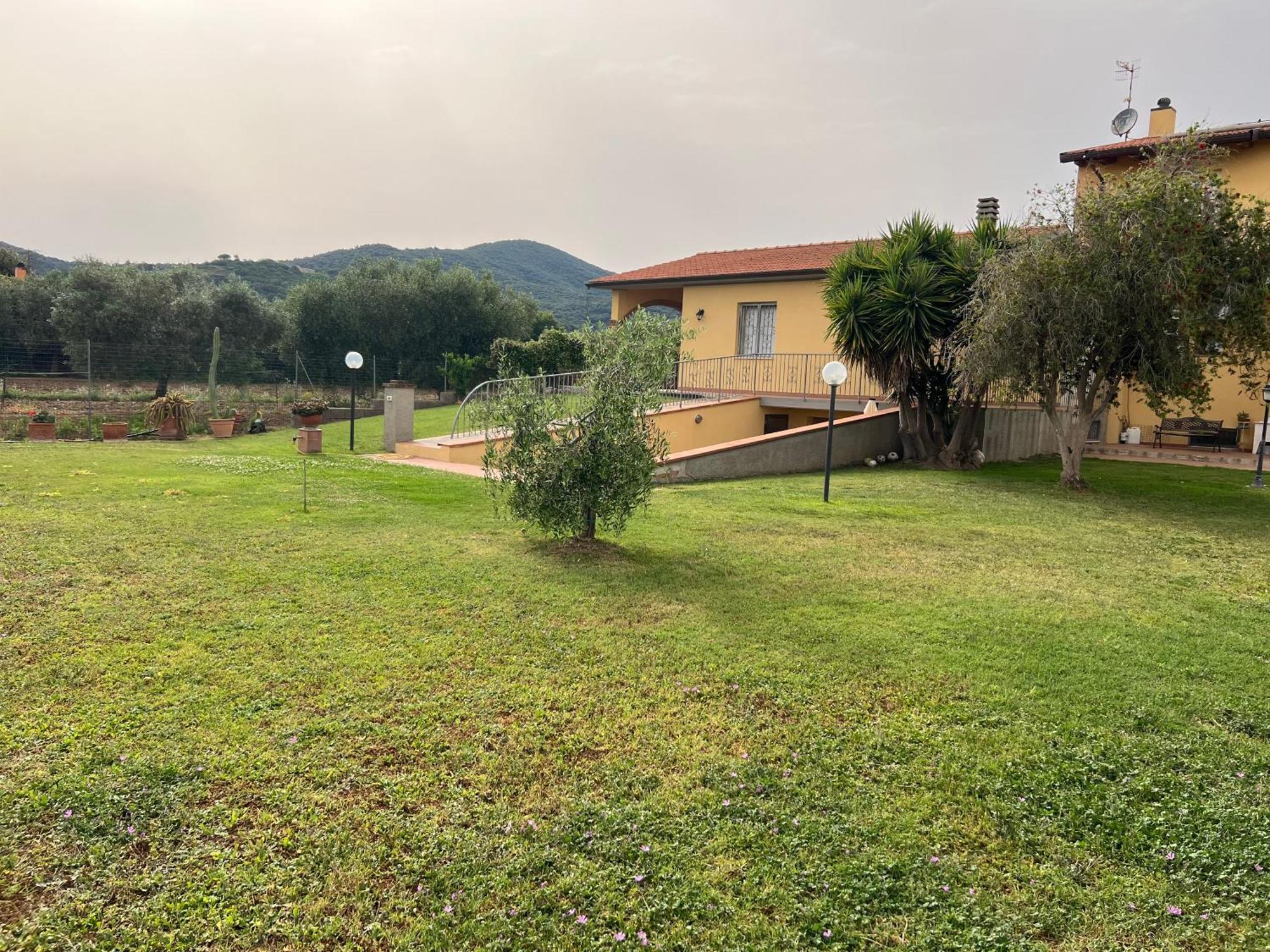 קסטליונה דלה פסקאיה Agriturismo Il Giardino Degli Olivi Appartamenti מראה חיצוני תמונה
